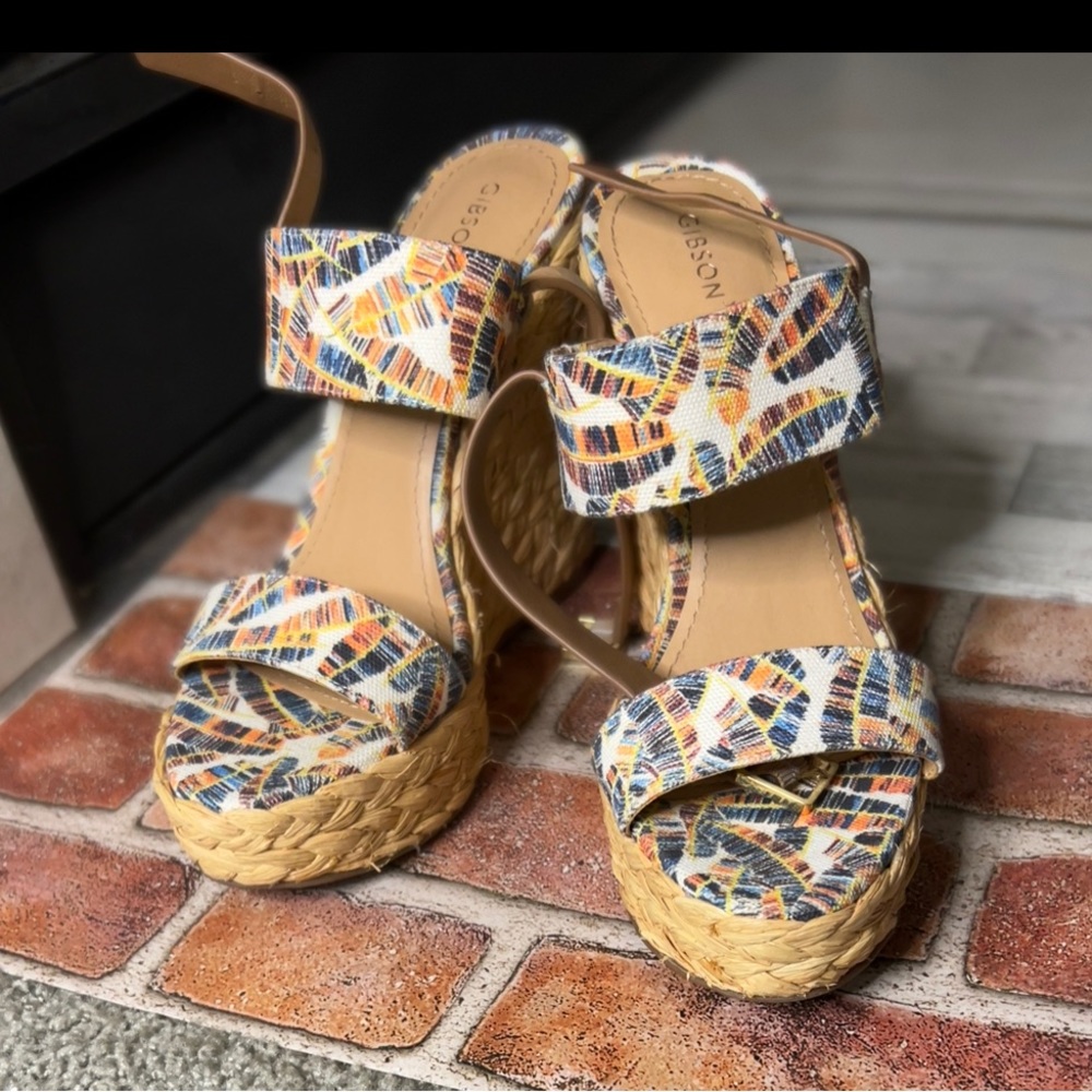 Gibson Latimer Basket Wedges Multi-Color